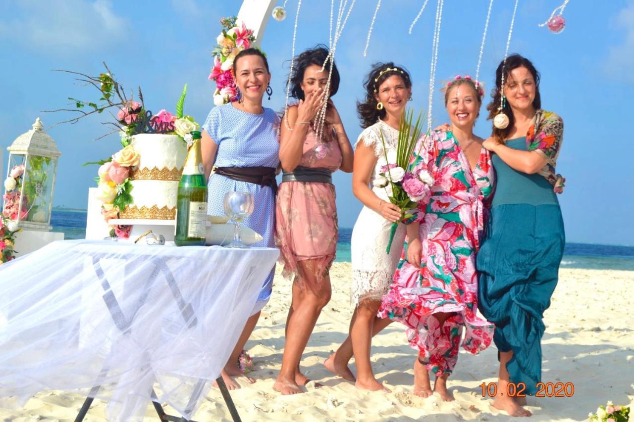 Отель Ocean Beach Maldive Maldives Экстерьер фото