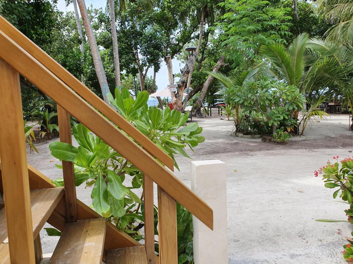 Отель Ocean Beach Maldive Maldives Экстерьер фото